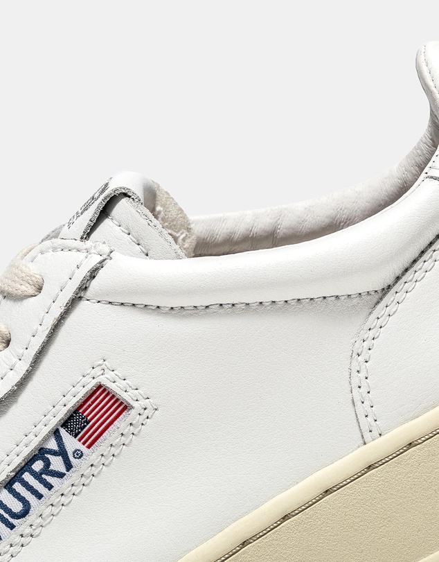 Autry - Medalist Low Sneakers - Men's