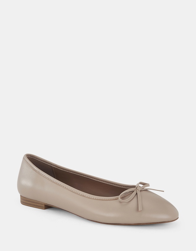 Miss Sofie - Layton Flats
