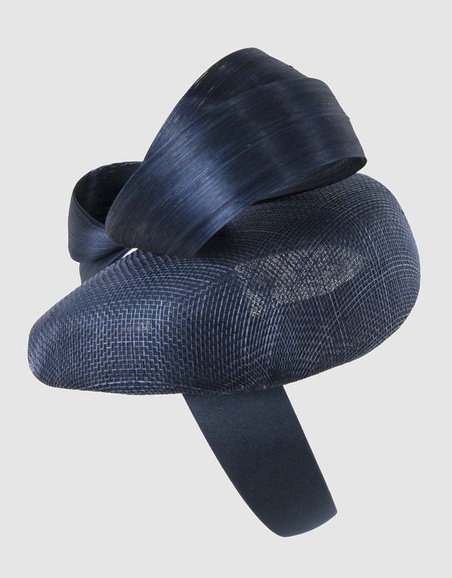 Max Alexander - Navy Pillbox Racing Fascinator