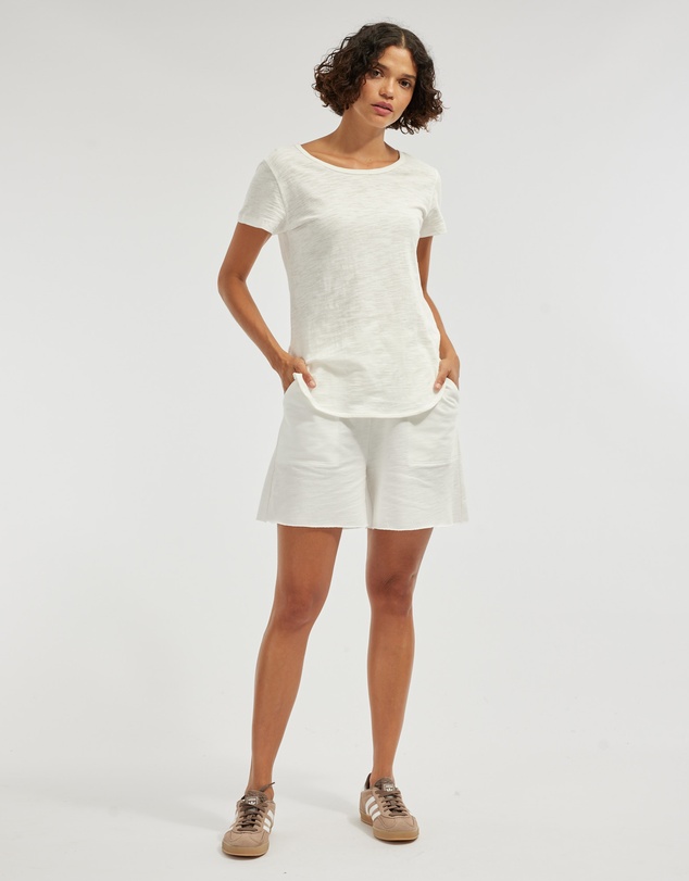 Amelius - Fallon Rounded Hem Tee