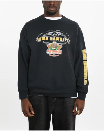 Vintage by The Real Deal - Pre Loved - Vintage NCAA University of Iowa Hawkeyes Outback Bowl Sweatshirt