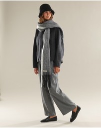 Morgan & Taylor - Mya Chunky Scarf in Black