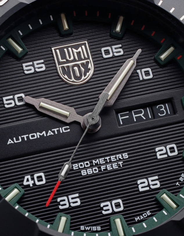 Luminox - Luminox Master Carbon SEAL Automatic Military Dive Watch