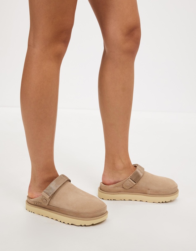 UGG - Goldenstar Clogs - Women's
