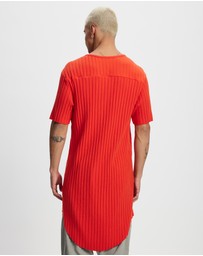 Surrounded By Ghosts - The Arsenic Rib Knit Tail T-Shirt