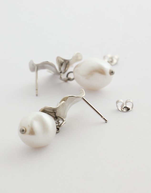 Moira Hughes - The White Label - Elain Pearl Drop Earrings
