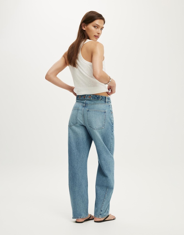 Cotton On - Mid Rise Barrel Jean