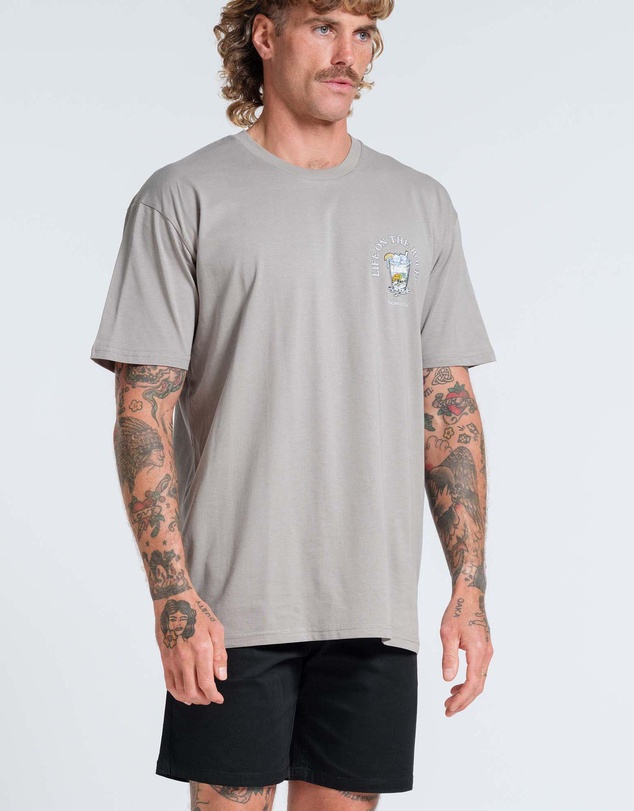 Vacancy Co - Life on the Rocks Tee