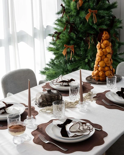 Tablescaped - The Espresso Festive Tablescape Set