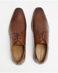 Staple Superior - Charles Leather Derby