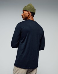 Kathmandu - 100% Merino Long Sleeve Crew Top