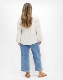 City Chic - Plus size Drama Queen Long Sleeve Shirt - porcelain