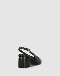 Beau Coops - Zorana Slingbacks