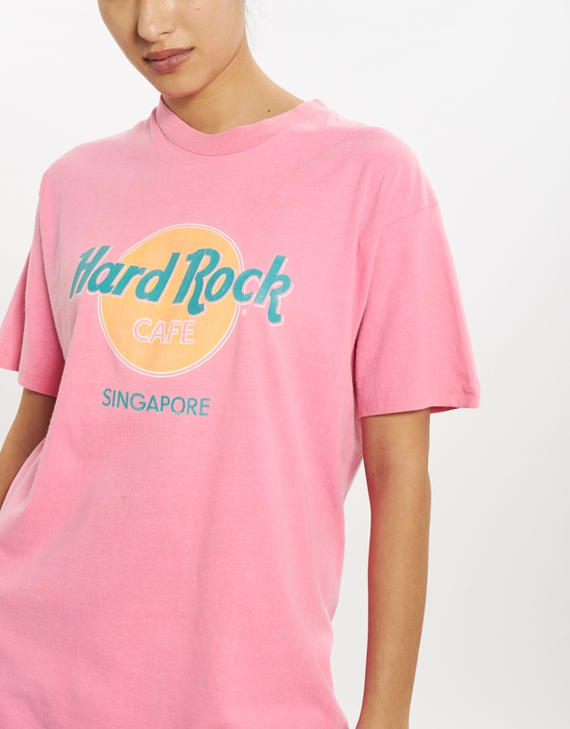 Vintage by The Real Deal - Pre Loved - 90s Hard Rock Cafe 'Singapore' Tee