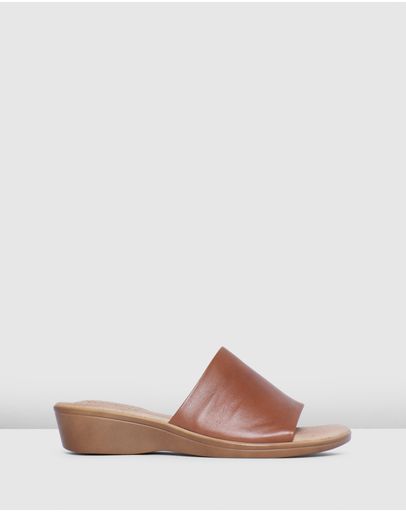 Tan