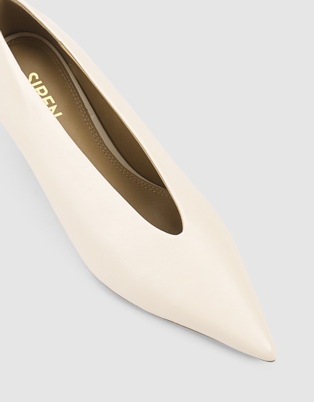 Siren - Flynn Point Toe Pumps