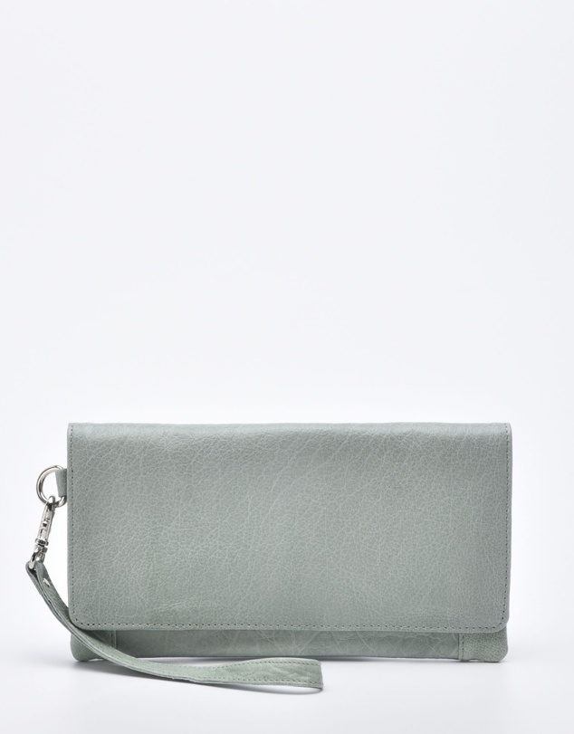 Cobb & Co - Wodonga Leather Wallet with Wristlet