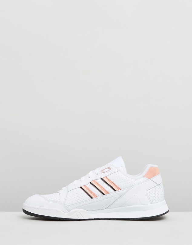 adidas Originals - A.R Trainers - Unisex