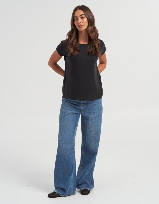 Vero Moda - Ava Short Sleeve Tee