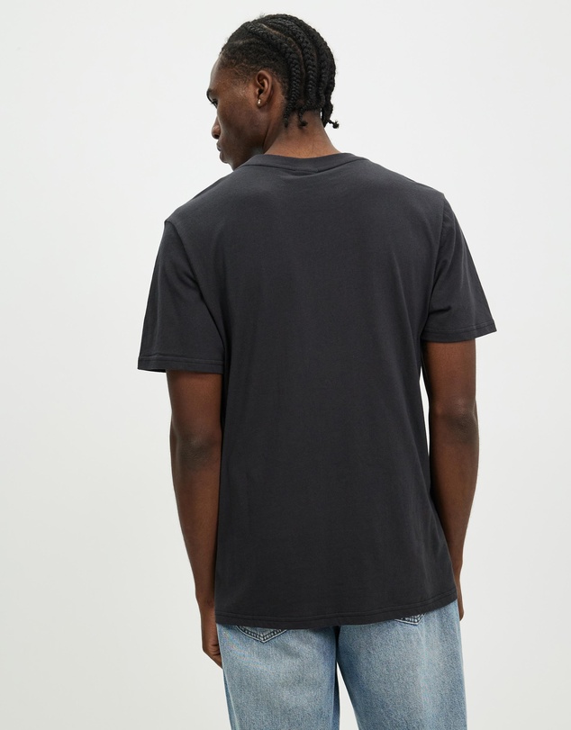 Lee - Classic Embroidery Tee