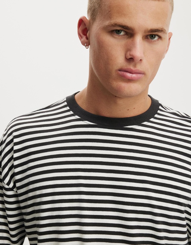 Cotton On - Cropped Fit Long Sleeve T-Shirt