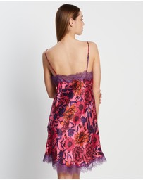 Sainted Sisters - Scarlett Silk Chemise