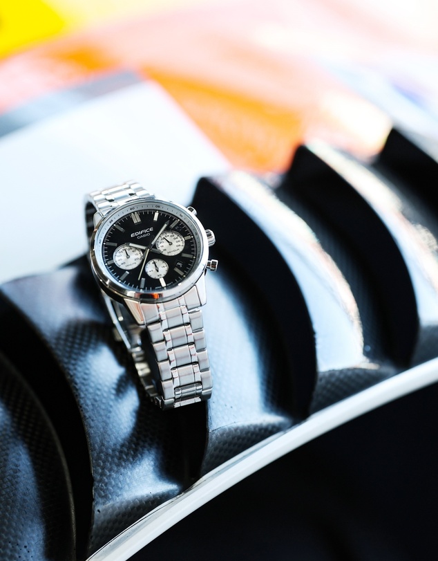 Casio - EFR575D-1A