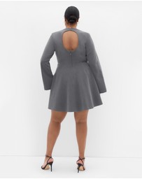 City Chic - Dynamic Long Sleeve Dress
