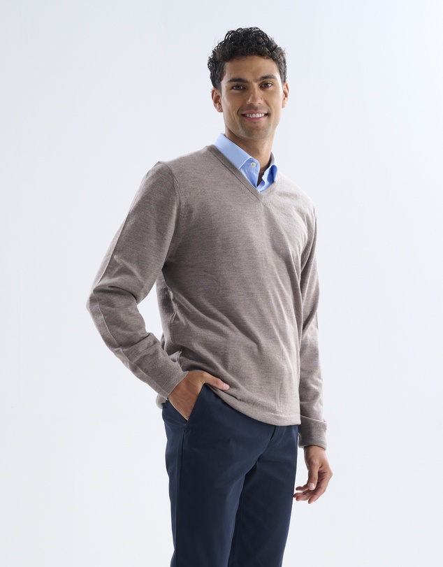 3 Wise Men - 3 Wise Men Fisher V Neck Merino Knit - Sand