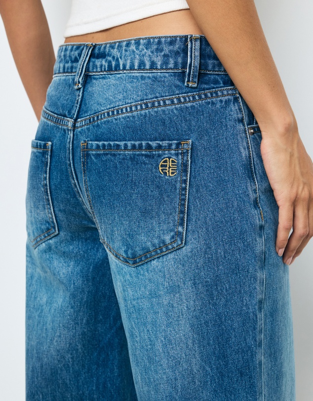AERE - Low Rise Relaxed Jeans