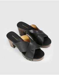 Belle & Bloom - Midtown Clog Mule - Black/Chocolate