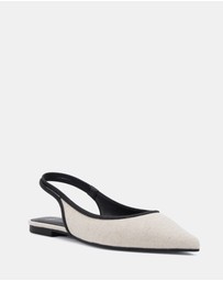 Novo - Cassey Flats
