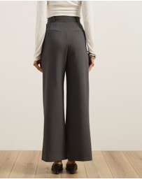 Atmos&Here - Kippa Pleated Pants