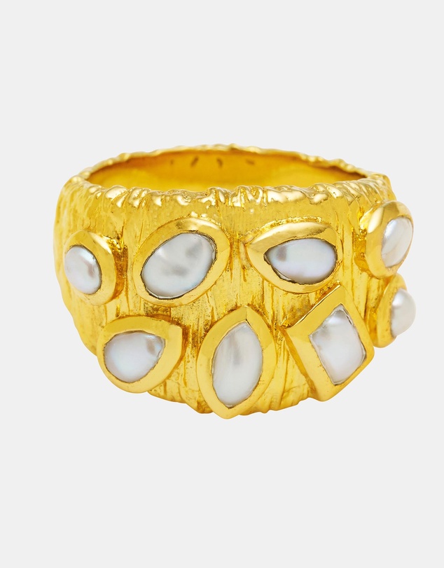 Amber Sceats - Cedar Ring
