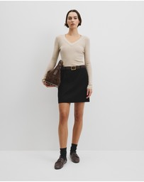 Country Road - Wool Silk V-neck Neck