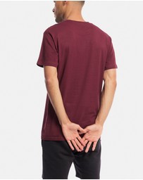 Xander - Grid Tee