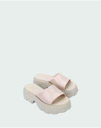Melissa - Melissa Ella Slide