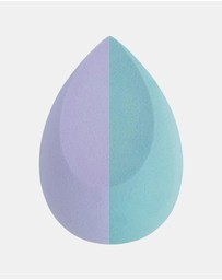MCoBeauty - Colour Changing Makeup Blender Sponge