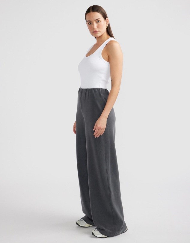 ENA PELLY - Alessa Relaxed Soft Jersey Pants