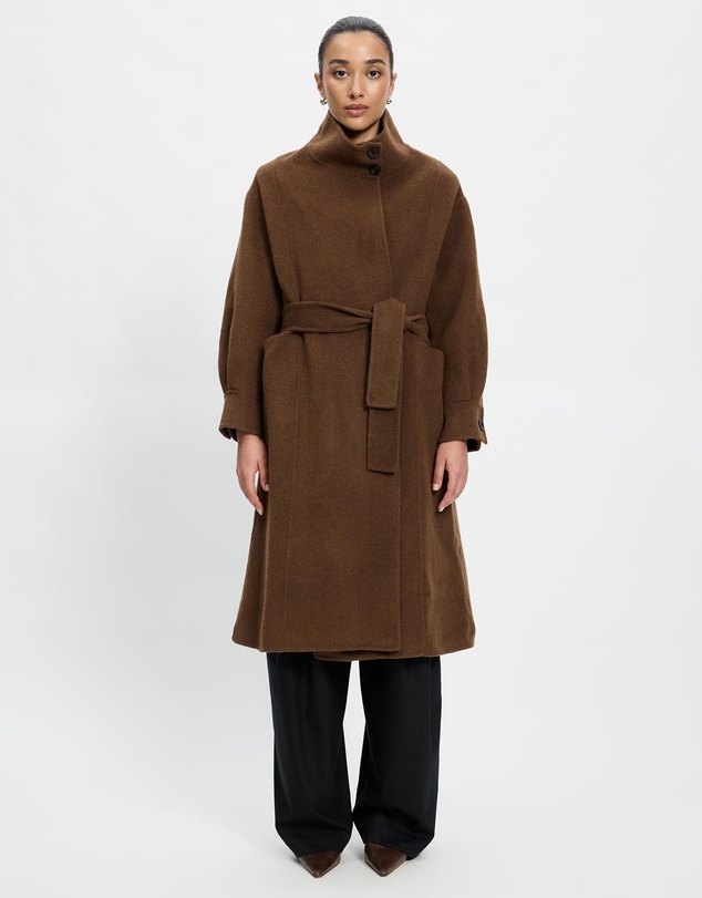 Lindsay Nicholas New York - Gallery Coat