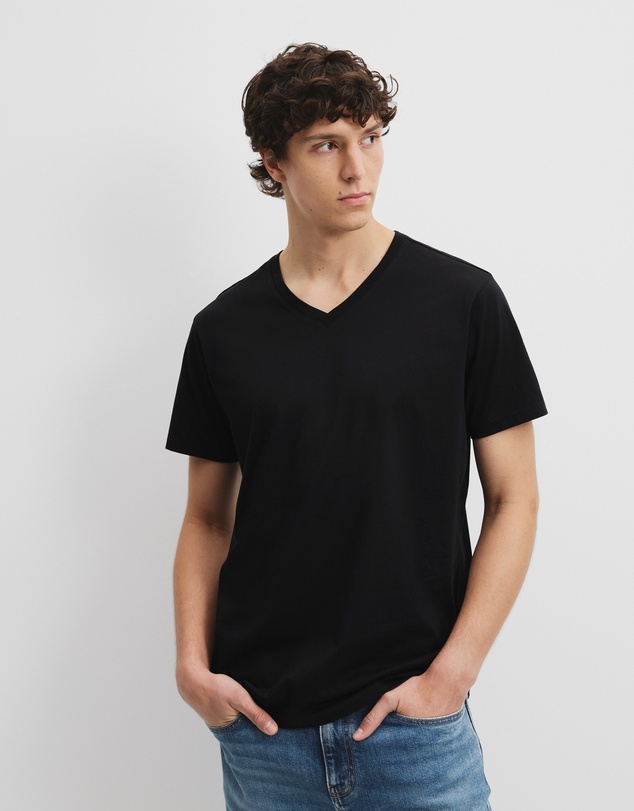 Country Road - Pima Cotton V-neck T-shirt