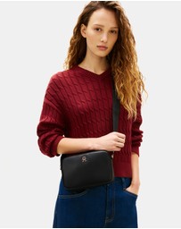 Tommy Hilfiger - IM Latam Logo Crossover
