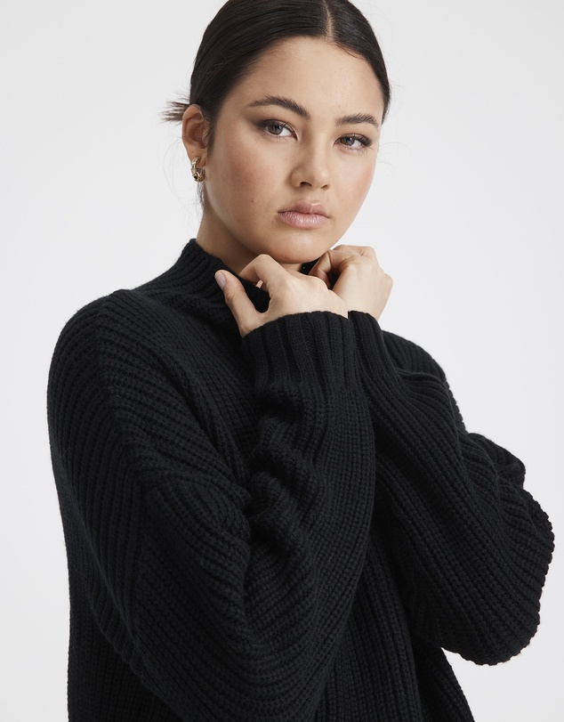 Everly Collective - Highland Knit
