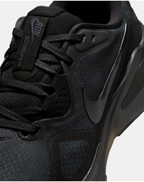 Nike - Structure 26 - Women's
