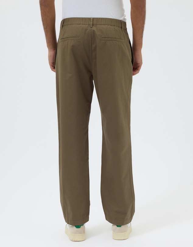 AERE - Pleated Slim Cotton Chinos
