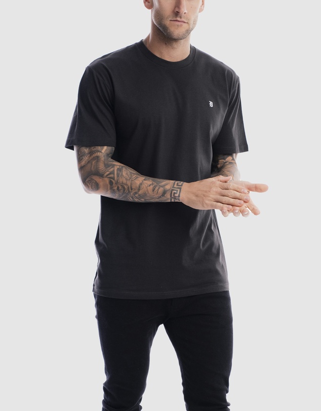 DVNT - Classic Embroidery Tee