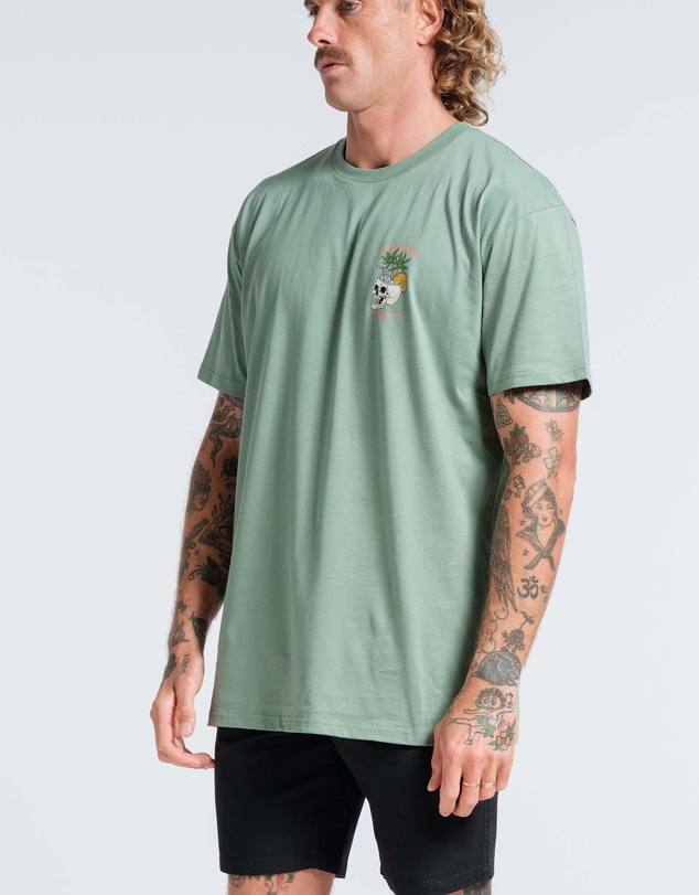Vacancy Co - Club Dread Tee