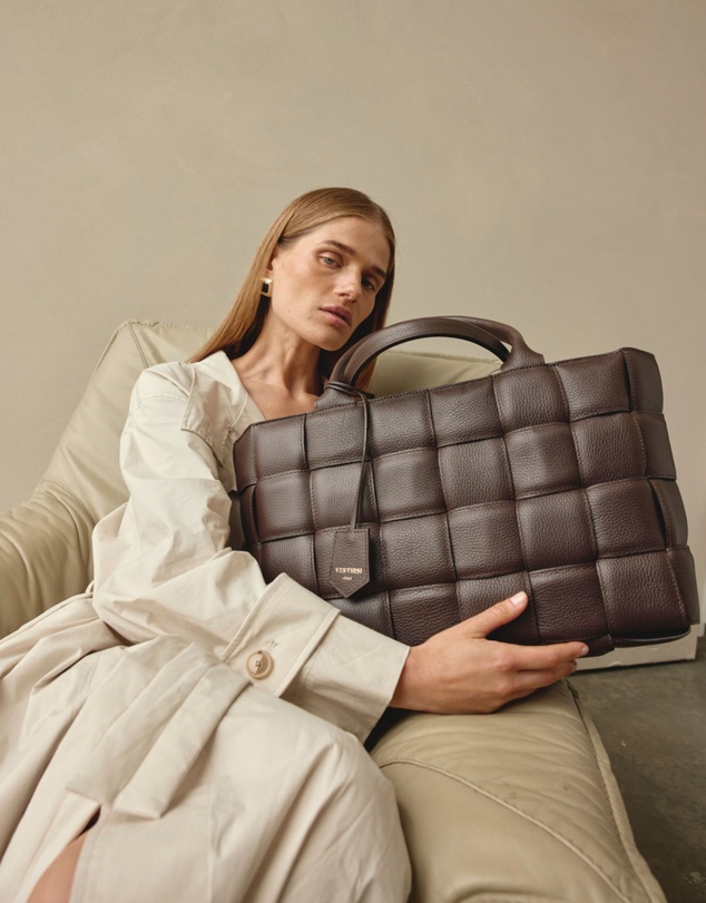 VESTIRSI - Margot XL Dark Chocolate Woven Tote