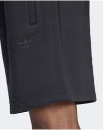 adidas Originals - Premium Essentials Shorts Mens