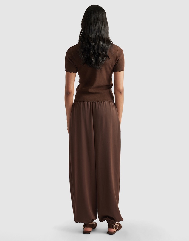 Decjuba - Maya Scallop Trim Button Top